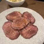 Kurogewagyuuyakiniku Shichikouzan - 