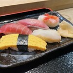 海鮮酒蔵 二三一 - 寿司 ( 5貫 )