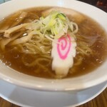中村屋 - 濃い色のスープ