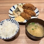 とんかつ小田保 - カキミックス定食