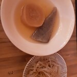 大衆昭和居酒屋 関内の夕焼け一番星 関内酒場 - 大根、こんにゃく、モヤシナムル