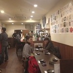 杏玻蘭巣 - 店内こんな感じ…急な予約で席作ってくれました