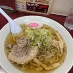 中村屋 - 昔、野木店で食べたラーメン　スープの色が全然違う