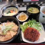 MY STYLE フォー - 本日の日替わり定食900円＋ベトナムコーヒー150円