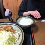 要 - 相方さん（ご飯2／3減らしてもらいますも食べきれず）