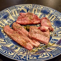肉 希々 - 