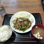 ヴィラ工房 - 料理写真:チンジャオロース定食