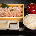 韓感 - 豚、鶏定食