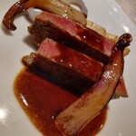 アドゥエパッシ - 牛フィレ肉の赤ワインソース