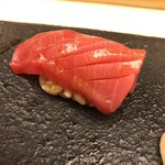 鮨処 凜 - お任せメニューのオーラスは中トロ