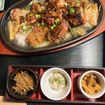 Jizake Ikkon Yakitori Kome No Hana - 冬野菜と地鶏の蒸し焼き御膳（1300円）