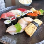 Sushi Hana - 3000円ぐらいのランチセット