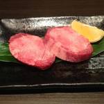 きただ - 厚み・ボリューム共に満点の熟成タンステーキ ￥1,344