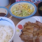 松屋 - 味噌漬け豚バラW定食　880円