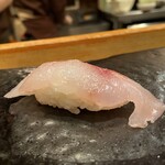 Tachigui Dokoro Chokotto Sushi - ヒゲソリダイ