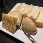 ルフュージュ - サーモンチーズのリエット