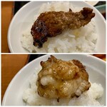 炭火焼肉嘉苑 - 上 漬け込みカルビ
            下 牛の大腸(シマチョウ)
            