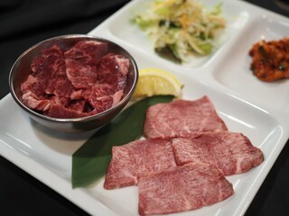 炭火焼肉 ドラゴンカルビ - 