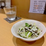 Sake To Ate Suisui - 胡瓜と塩昆布のたたき