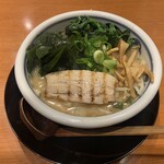 焙煎味噌ラーメン寿宝丸 - 元組寺宝丸ラーメンの麺少なめ、ワカメとほうれん草トッピング❤️