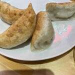 餃子 小籠包 福包酒場 - 