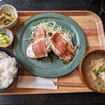 さくらみち - はんばーぐベーコンエッグ定食