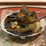 御料理 寺沢 - 鮑の肝ソースとともに