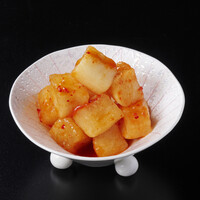 ・白菜キムチ ・カクテキ ・オイキムチ ・青唐辛子チョレギサラダ