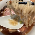 らぁめん鴇 - 手揉みと細麺から選べますが、手揉みで。