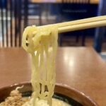 麺場 田所商店 - 麺アップ