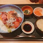 ふっさん家 - 料理写真:海鮮丼