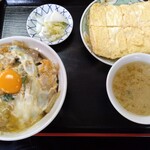 Ichi Fuji Shiyokudou - 親子丼とだしまき