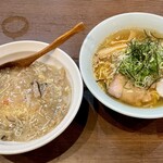 来来軒 - 天津飯とラーメン