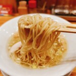 中華そばムタヒロ - 鶏味玉そば（塩）麺アップ