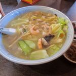 創作中華 好吃 - 海鮮湯麺　720円