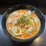 アイリスラーメン - 水餃子担々麺