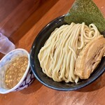 Katsuryuu Purasu Wan - つけ麺大盛り、厚切りチャーシュー