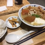 Gochiton - ごろごろ野菜のごちそう豚汁定食