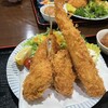 まる信 食堂