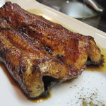 かぶと - 天然物の蒲焼（半身）