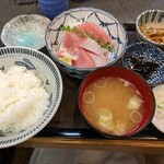 魚料理 のじま - 天然ブリ刺身定食