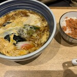 Yoshida - たまごとじ蕎麦と鮭ご飯