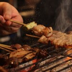 焼鳥ホルモン 炭焼き0式 - メイン写真: