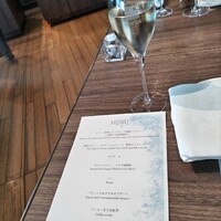 ポム・ダダン - 