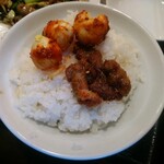 辣香坊 - 羊肉とうずら卵を米飯に