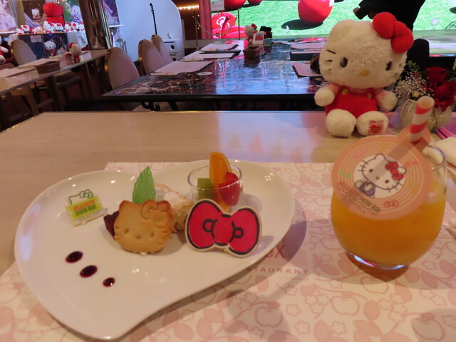 キティ　マスコット　館のレストラン キティ マスコット 館のレストラン 館のレストラン | サンリオ