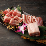 Assortment of 3 types of carefully selected brand pork M