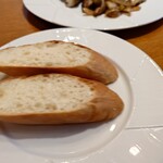 RESTAURANT RITA'SKITCHEN - セットのパン
