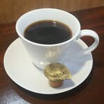 キッチン ブルー グローブ - ホットコーヒーのアップ