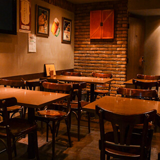 Enjoy at a bar reminiscent of a German roadside bar◆Single person, after work